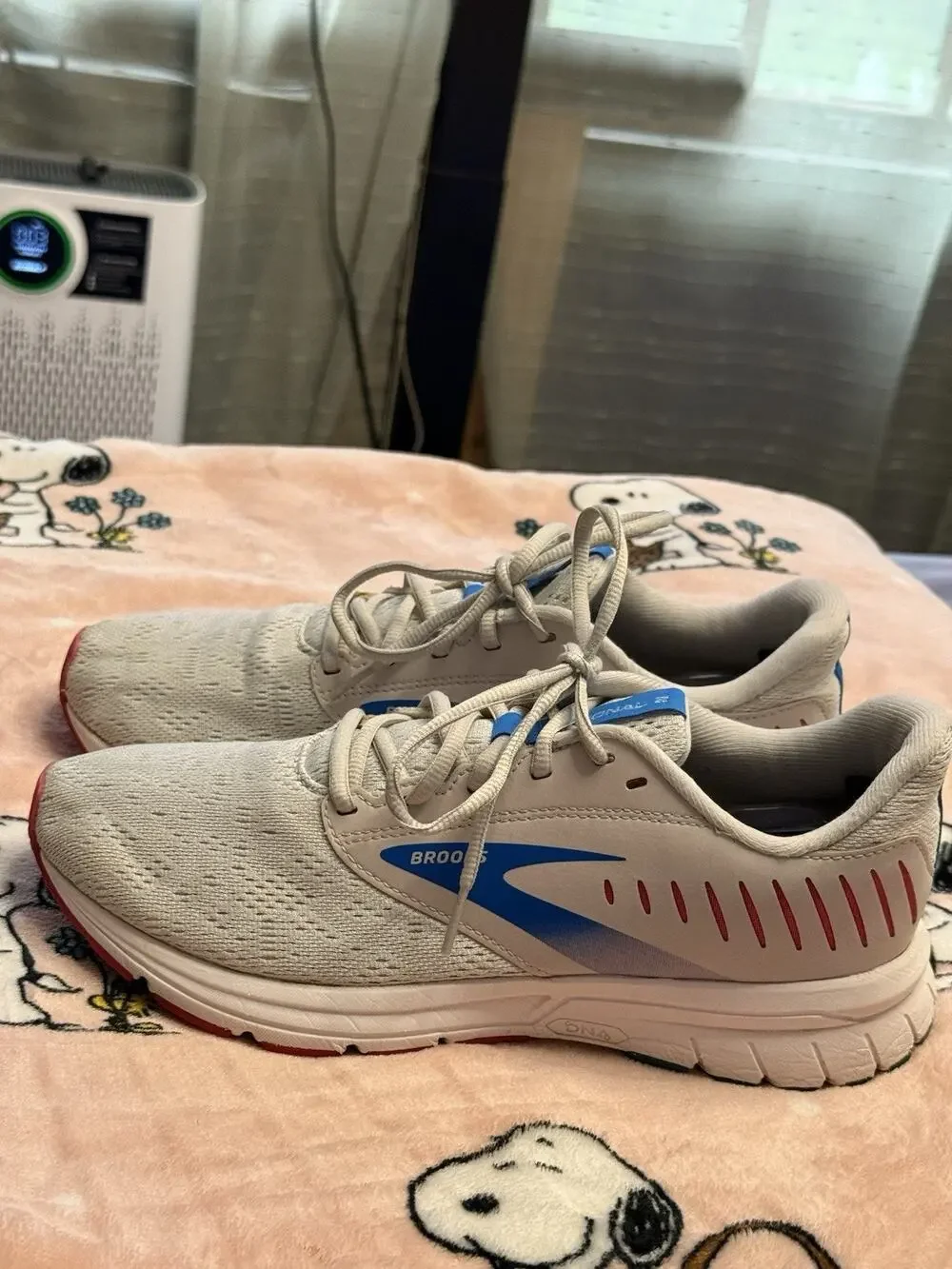 Brooks Signal 2 Gray/Blue/Red Cushioned Mesh Lace-Up Men's Running Sneakers